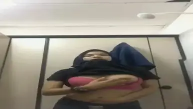 Bokep Jilbab Digoyang Gaya Belakang Paling Enak