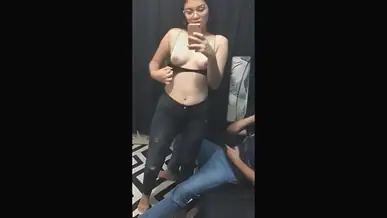 Ngentot Liar Gadis Cantik Sampai Becek Puas